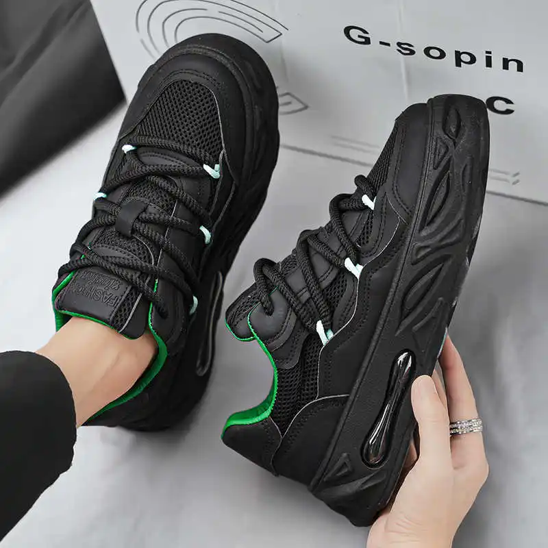 Outdoor Sport Brand - Black Does Not Slip Man's Sneakers