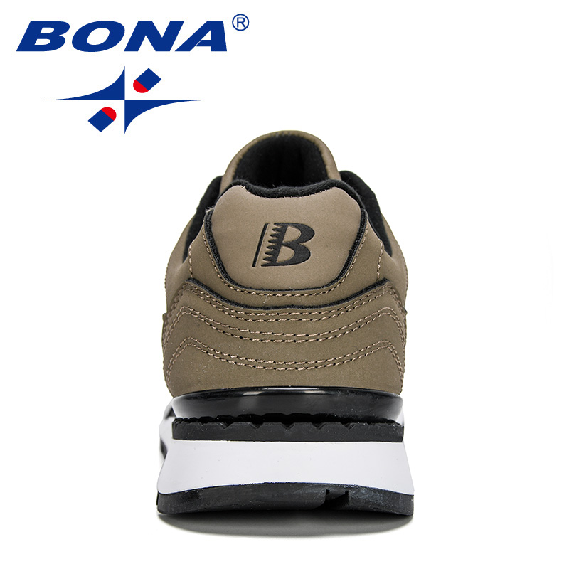 BONA 2023 New Designers  Man A - Outdoor Sport Court のレビューと価格