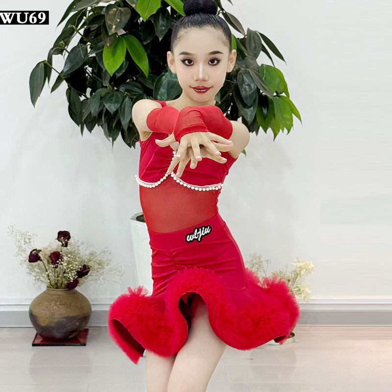 New LatinDance Performance Dre - Outdoor Sports Hall のレビューと価格