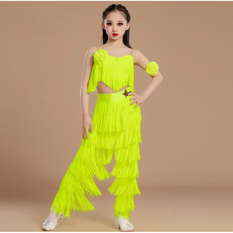 New LatinDance Performance Dre - Outdoor Sports Hall のレビューと価格