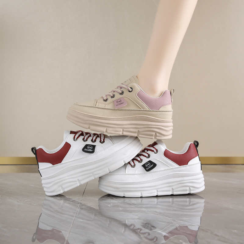 Without Heels 38 Women's Boot  - Outdoor Sport Brand のレビューと価格